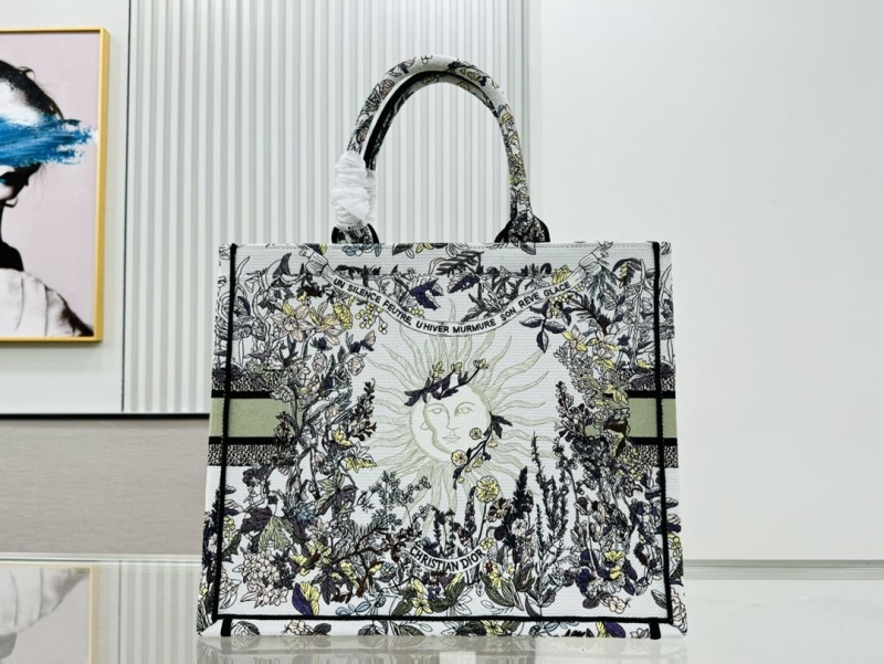 Dior Shopping Bags